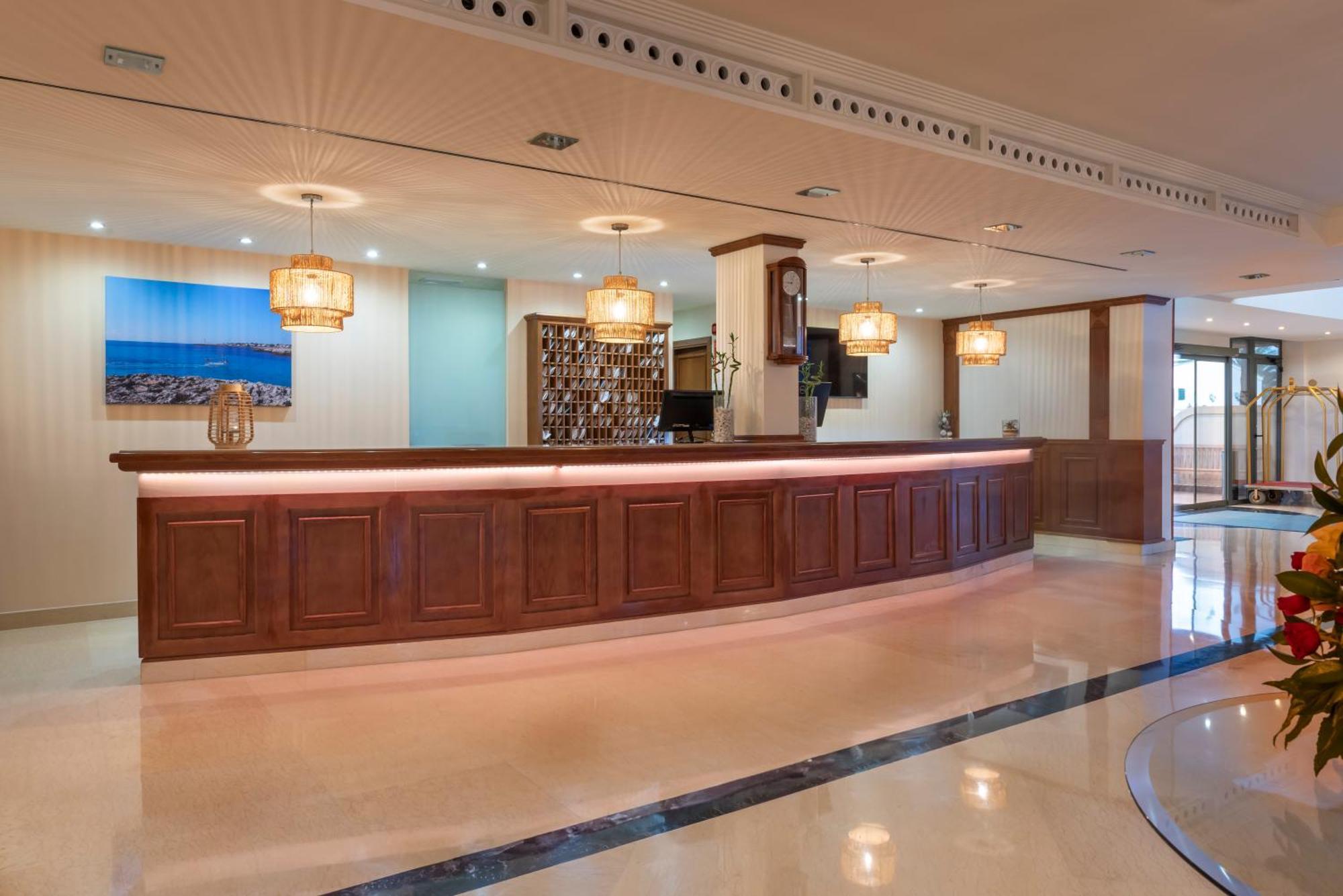 Valentin Star Menorca - Adults Only Hotel Ciutadella  Eksteriør billede